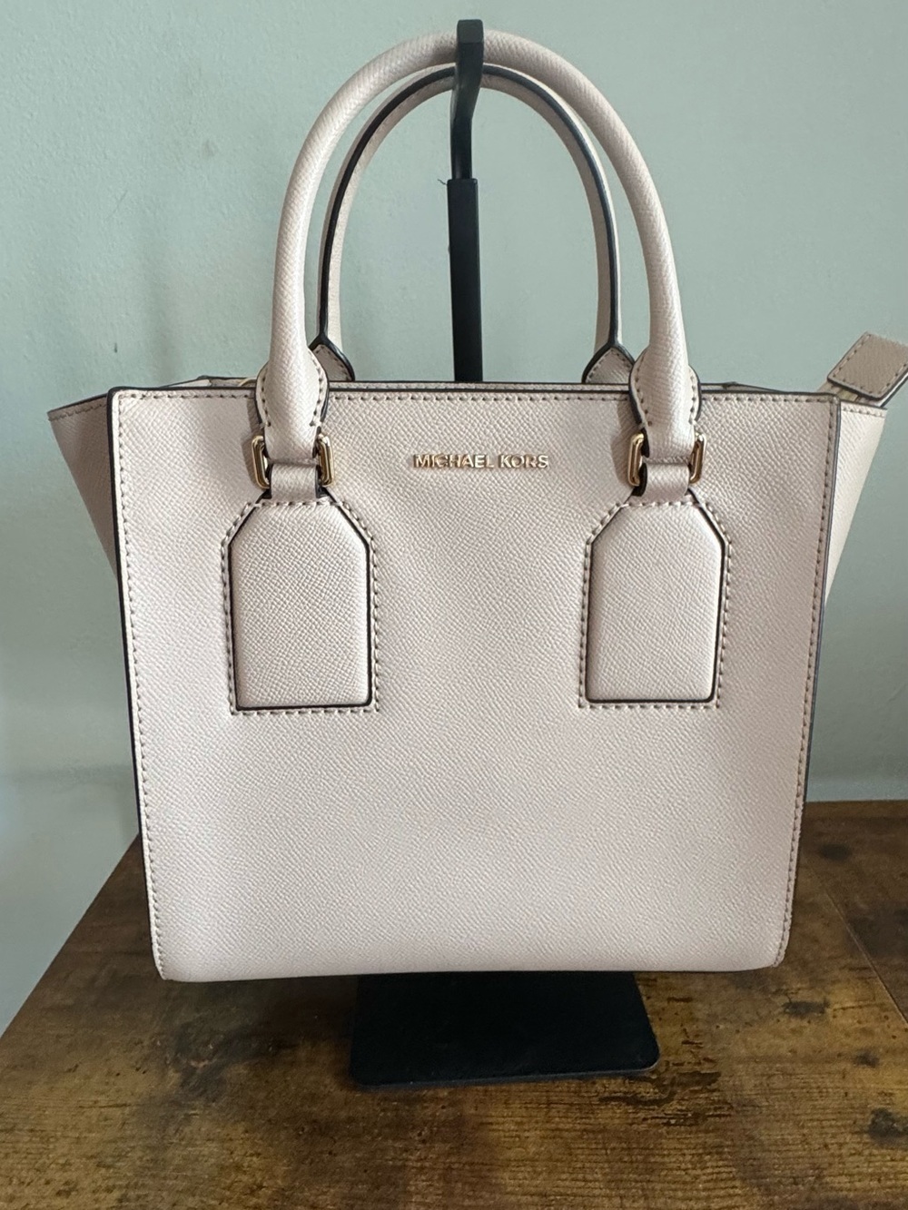 Michael Kors Women's Pale Pink Saffiano Leather Tote
